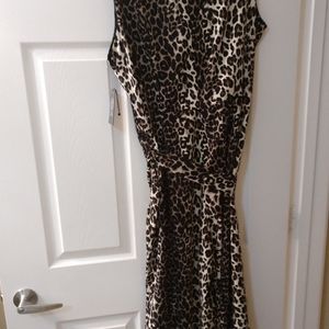 Women's Vince Camuto  jump suit.   Size 16